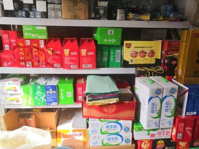 武安南西莊 服務村民多項的武商聯盟優(yōu)秀店主，戶外用品銷售之光